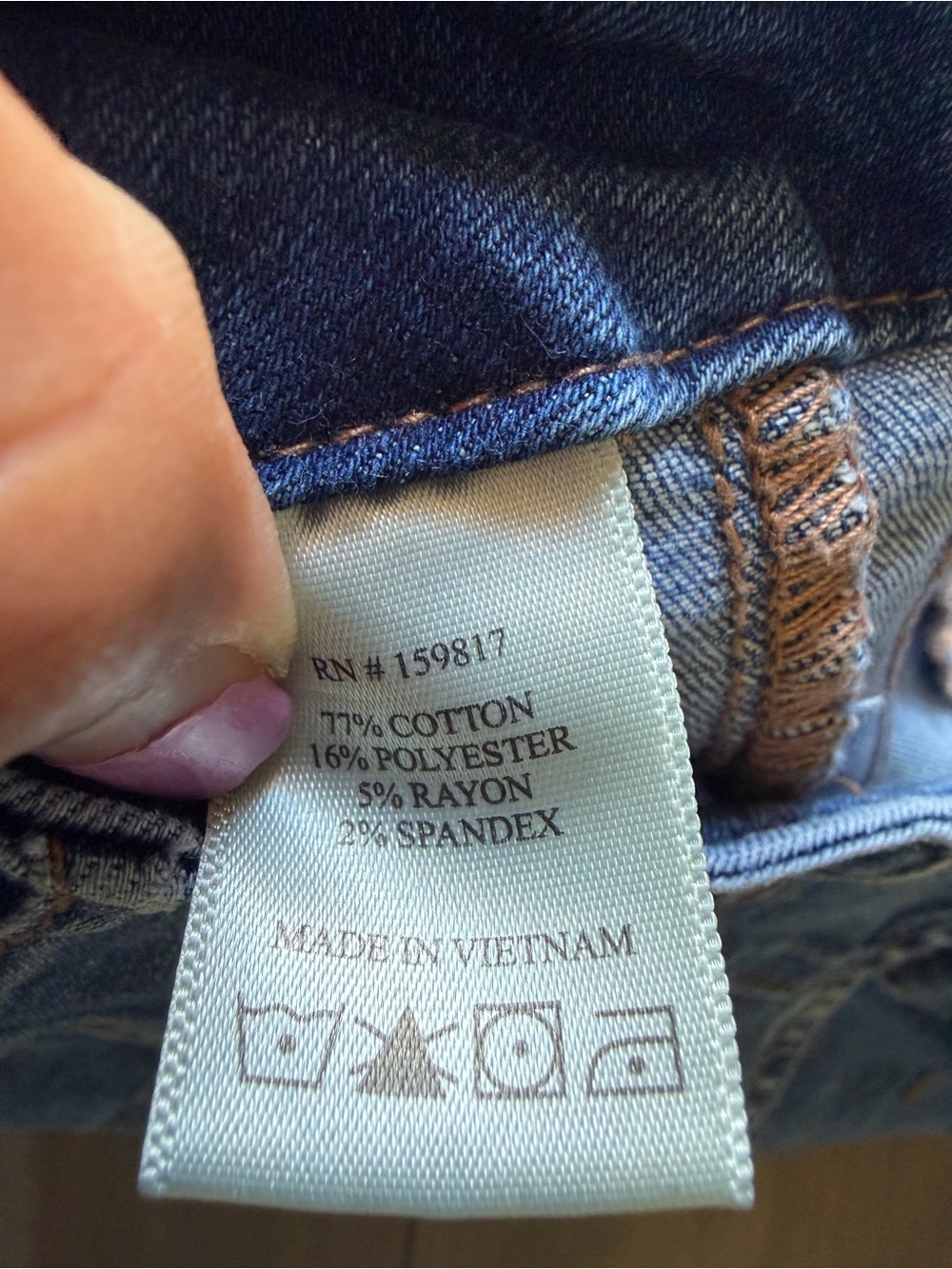 Sold Jeans - Picture 8 of 11